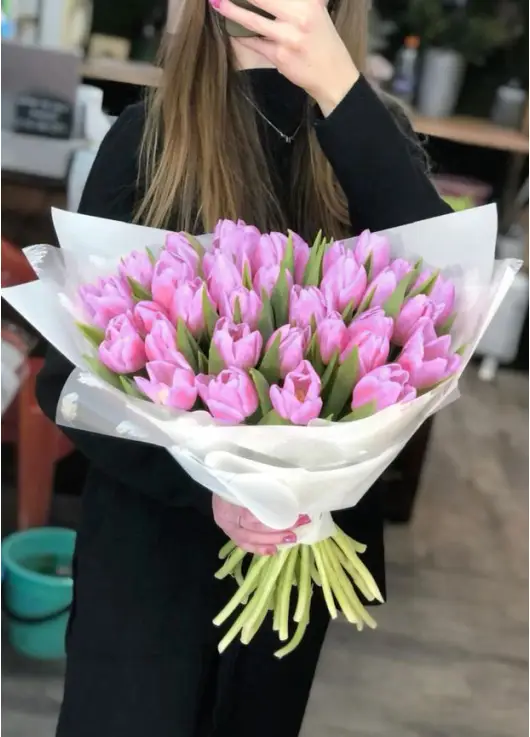 Bouquet of 25 lilac tulips (imported, Netherlands)
