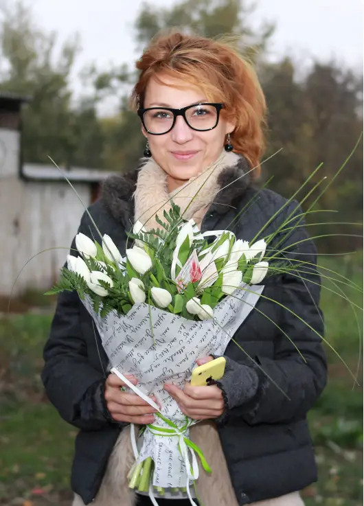 Bouquet white tulips