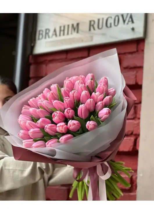 Bouquet  pink tulips